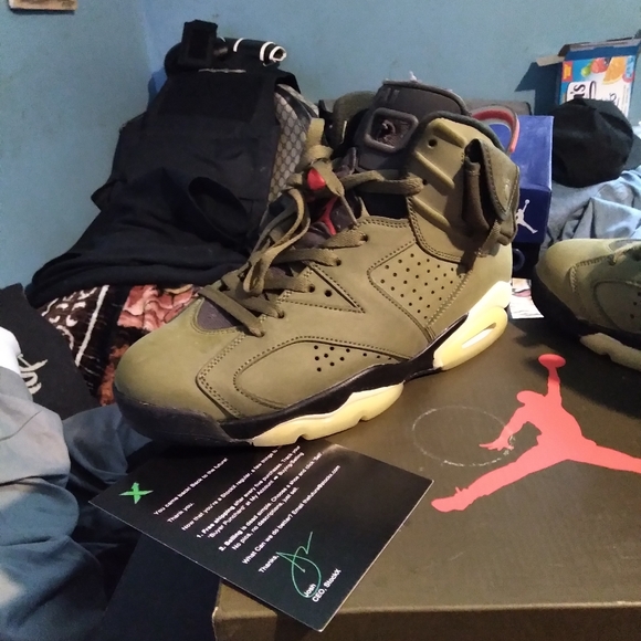 Mens - Picture 2 of 9